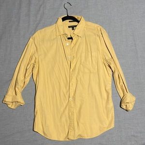 Banana Republic Untucked Fit Yellow Long Sleeve Shirt — Never Worn
